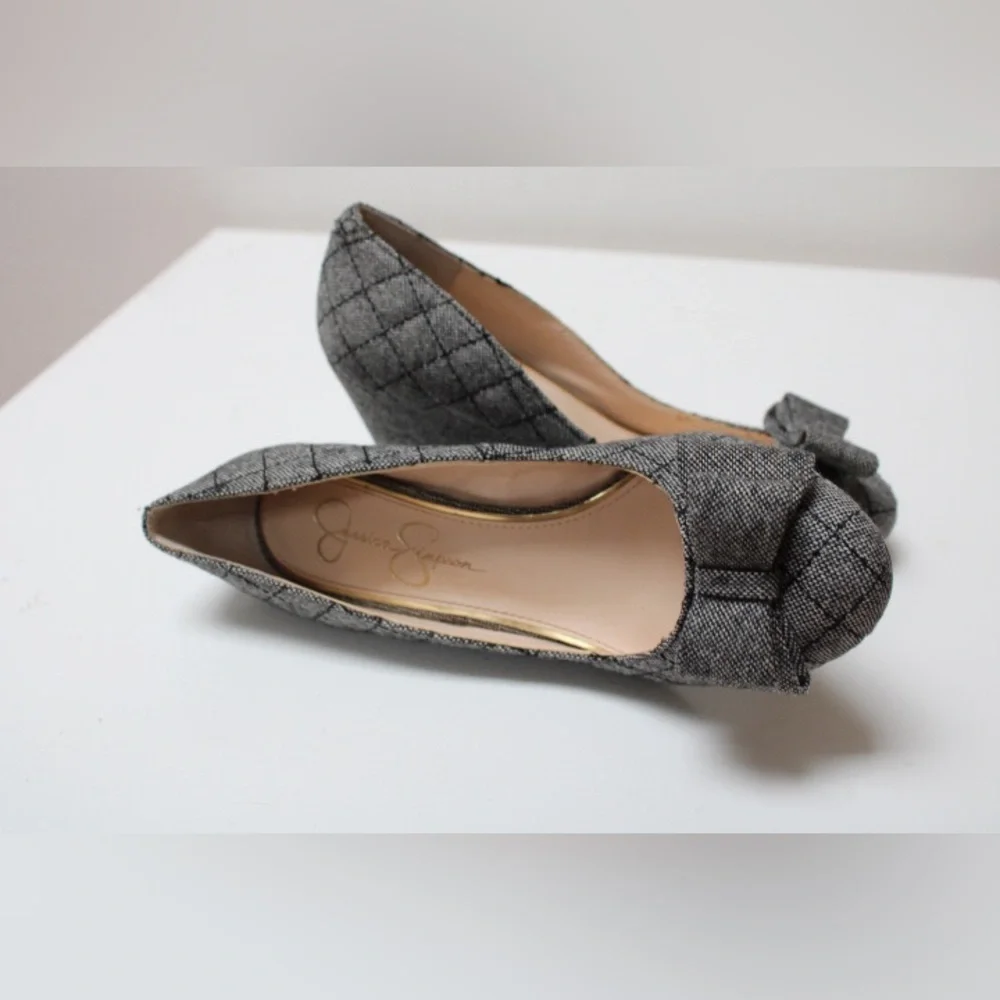 Jessica Simpson Sincerely  bow wedges